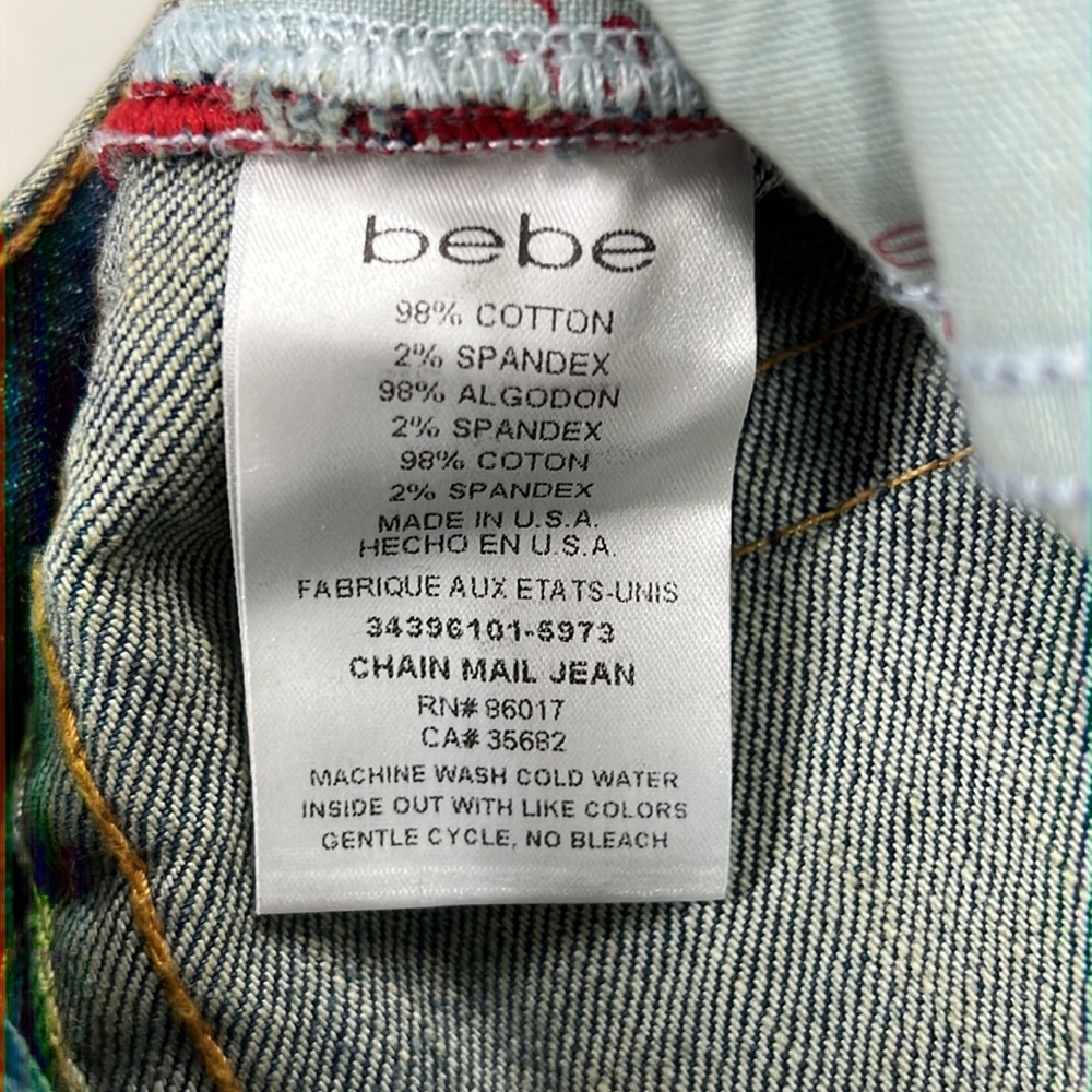 Vintage Bebe Kayla Distressed Flare Leg Chainmail Jean - Picture 16 of 16